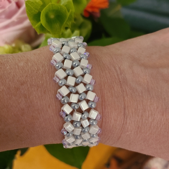 Seed bead woven Wedding Bracelet - Picture 1 of 5